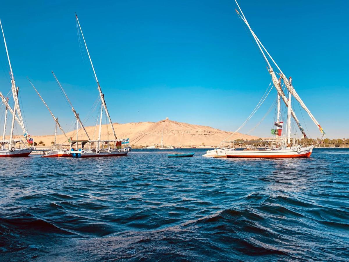 Nile Treasure Cruise - 4 Or 7 Nights From Luxor Each Saturday And 3 Or 7 Nights From Aswan Each Wednesday 호텔 외부 사진